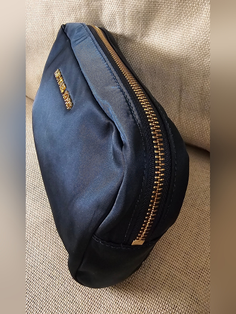 Michael Kors Navy Blue Nylon Travel Case EUC - Picture 4 of 13